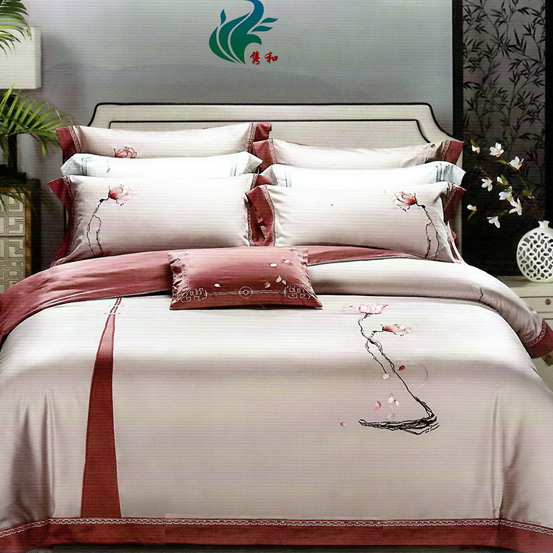 必一运动60贡缎绣花四件套（菩提红）